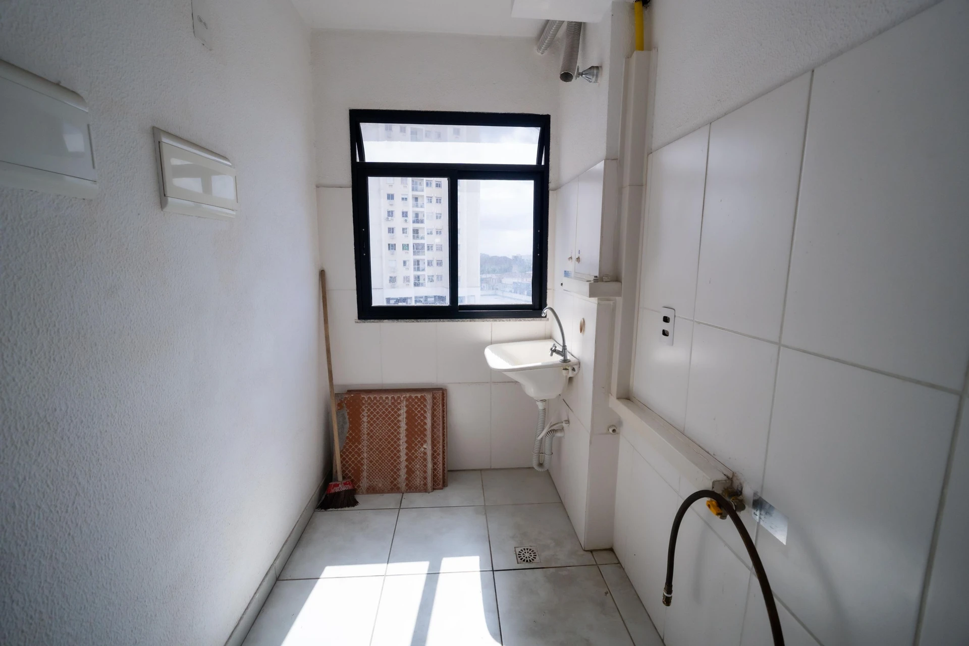 2-bedroom apartment with 1 bathroom and 1 parking spot — photo 5
