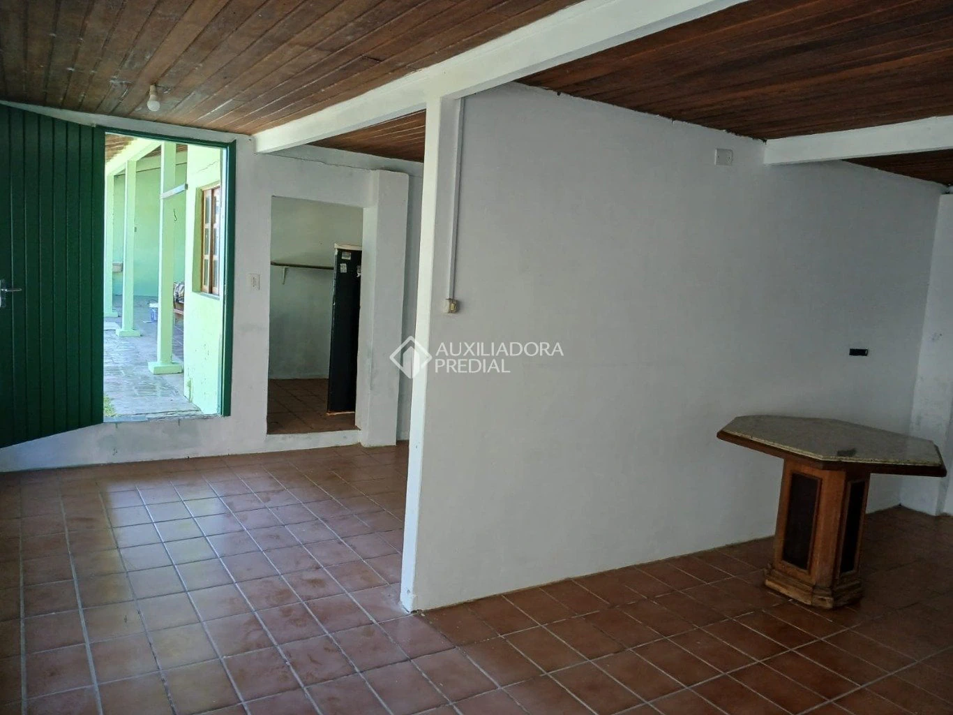 3-bedroom house with a mountain view in Florianópolis — photo 19