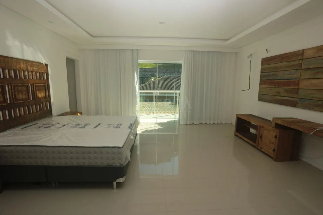 House with 7 bedrooms and 10 baths, 3200 m² and pools — photo 55