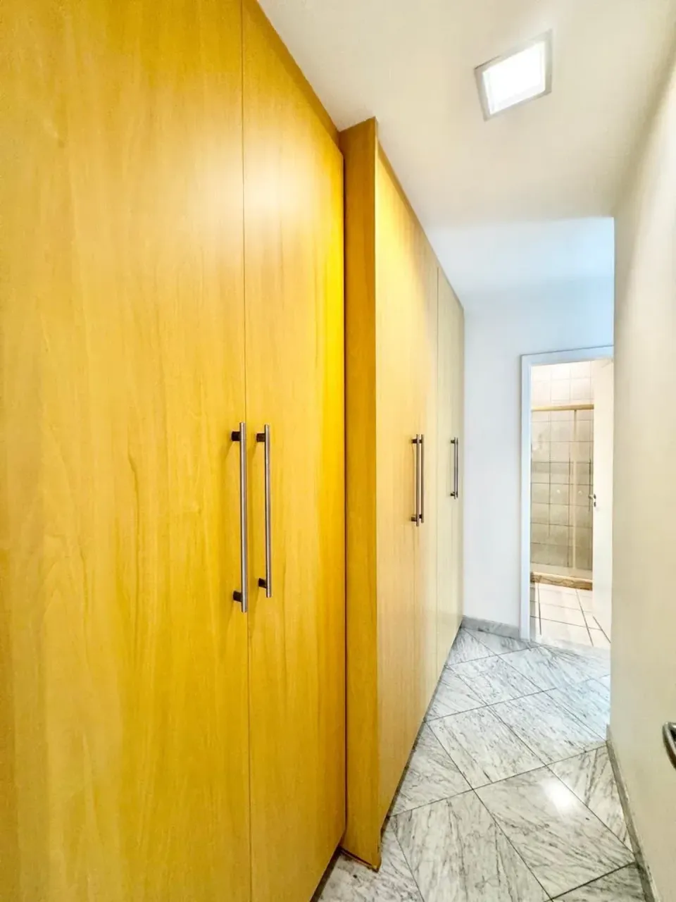 Apartamento mobiliado com 4 quartos e 5 banheiros — photo 5
