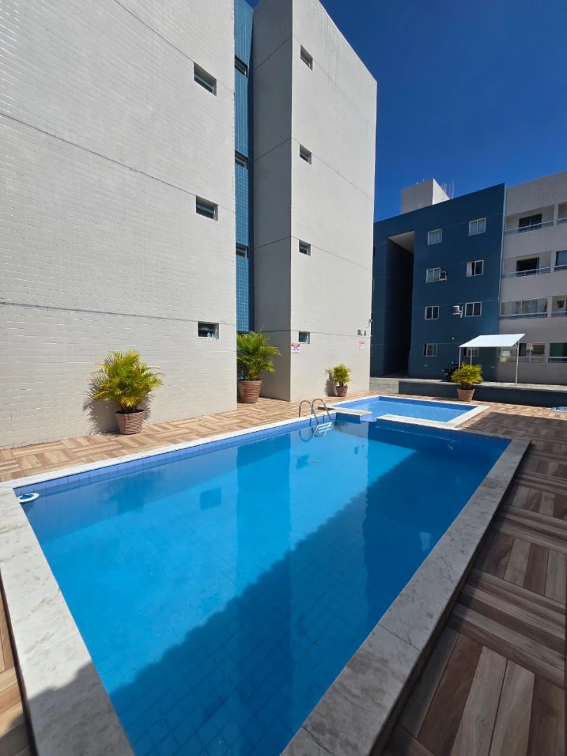 2-bedroom apartment with a washing machine in João Pessoa — photo 11