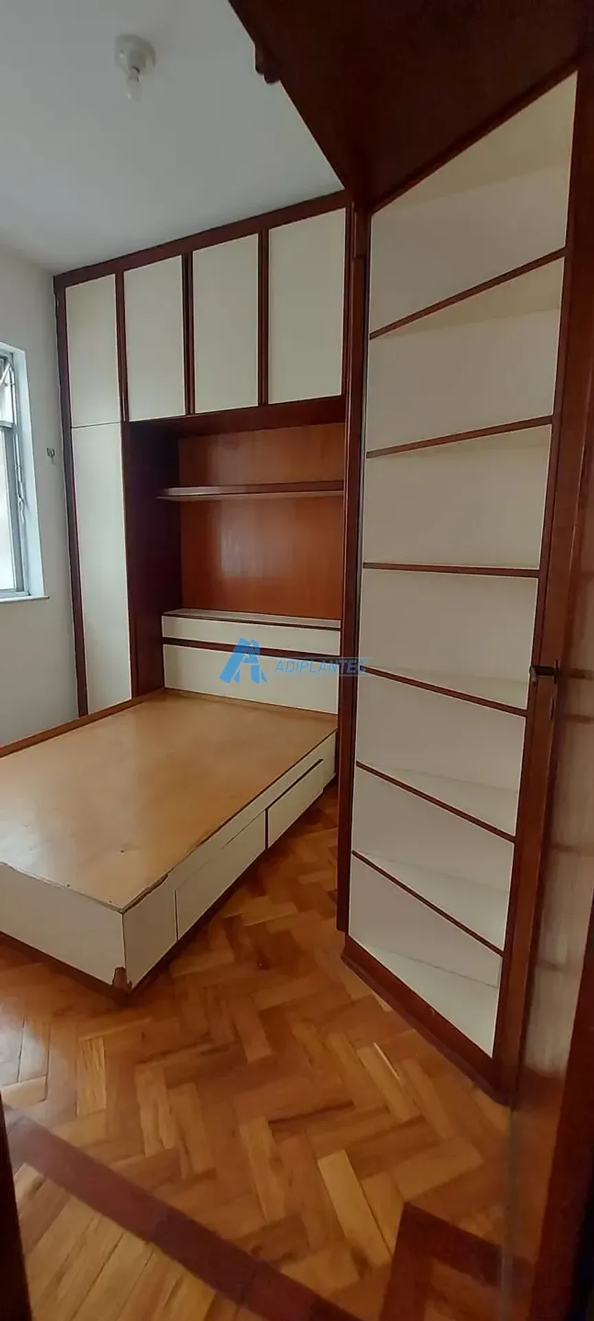 Apartment, 50 m², with wood or laminate floors — photo 3