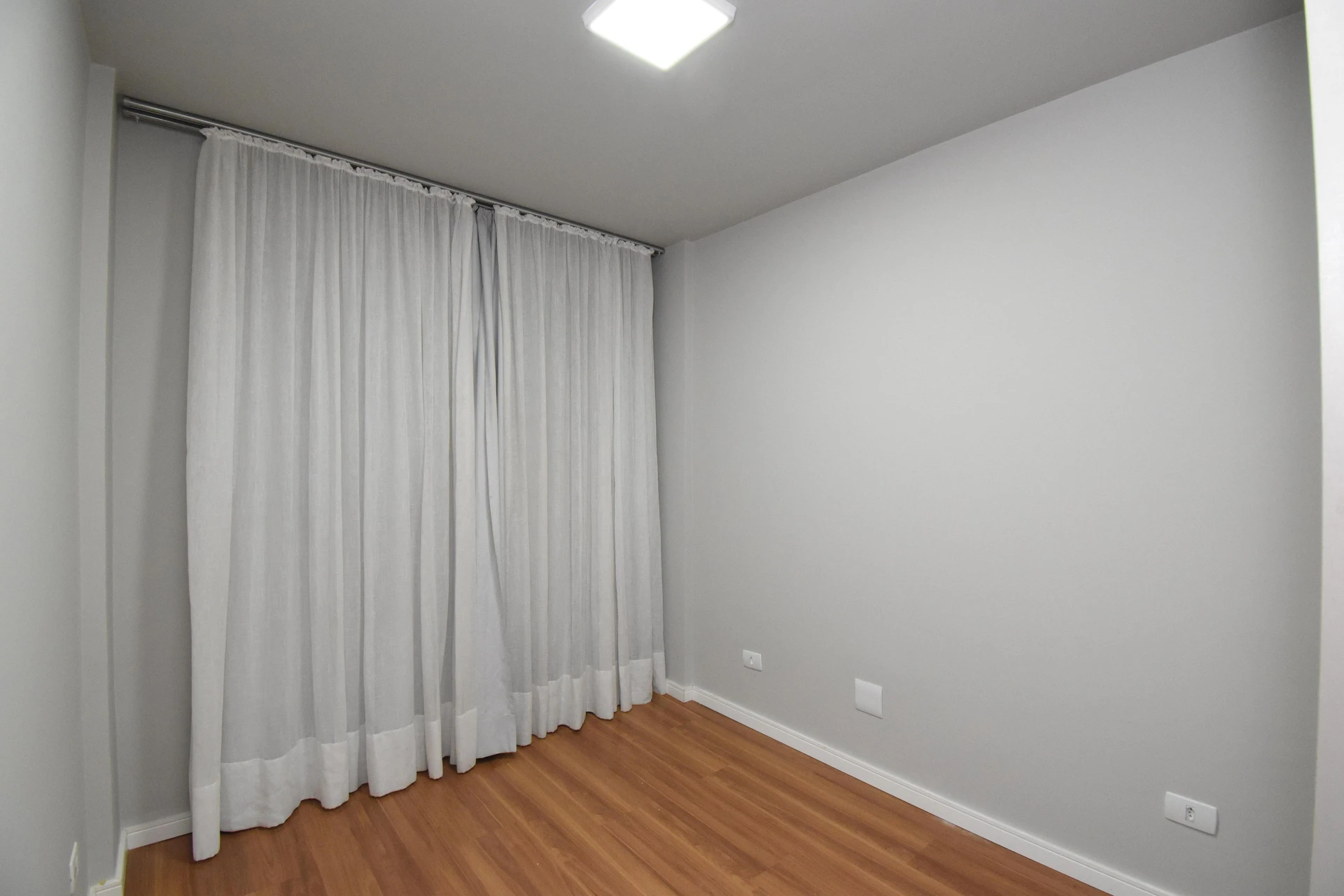 Apartamento de 2 quartos em condomínio com academia — photo 28