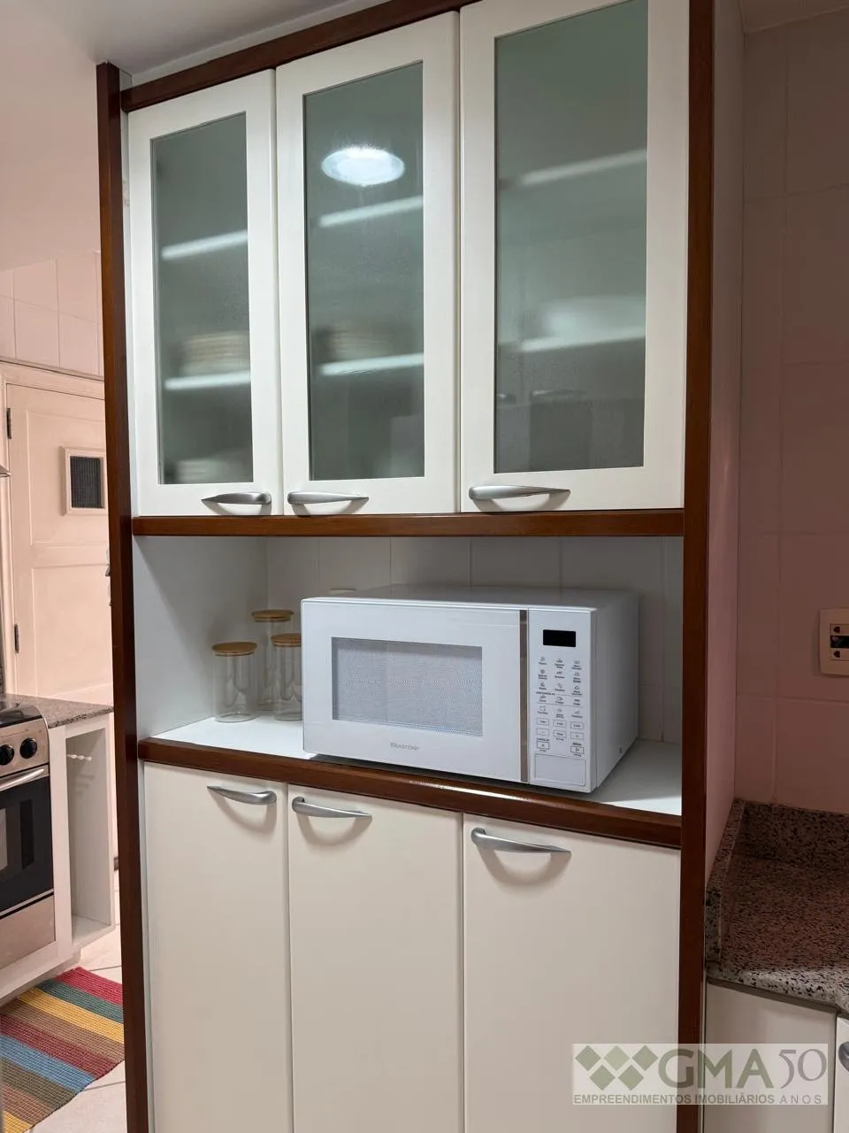 Furnished apartment with 3 bedrooms and 2 bathrooms — photo 6