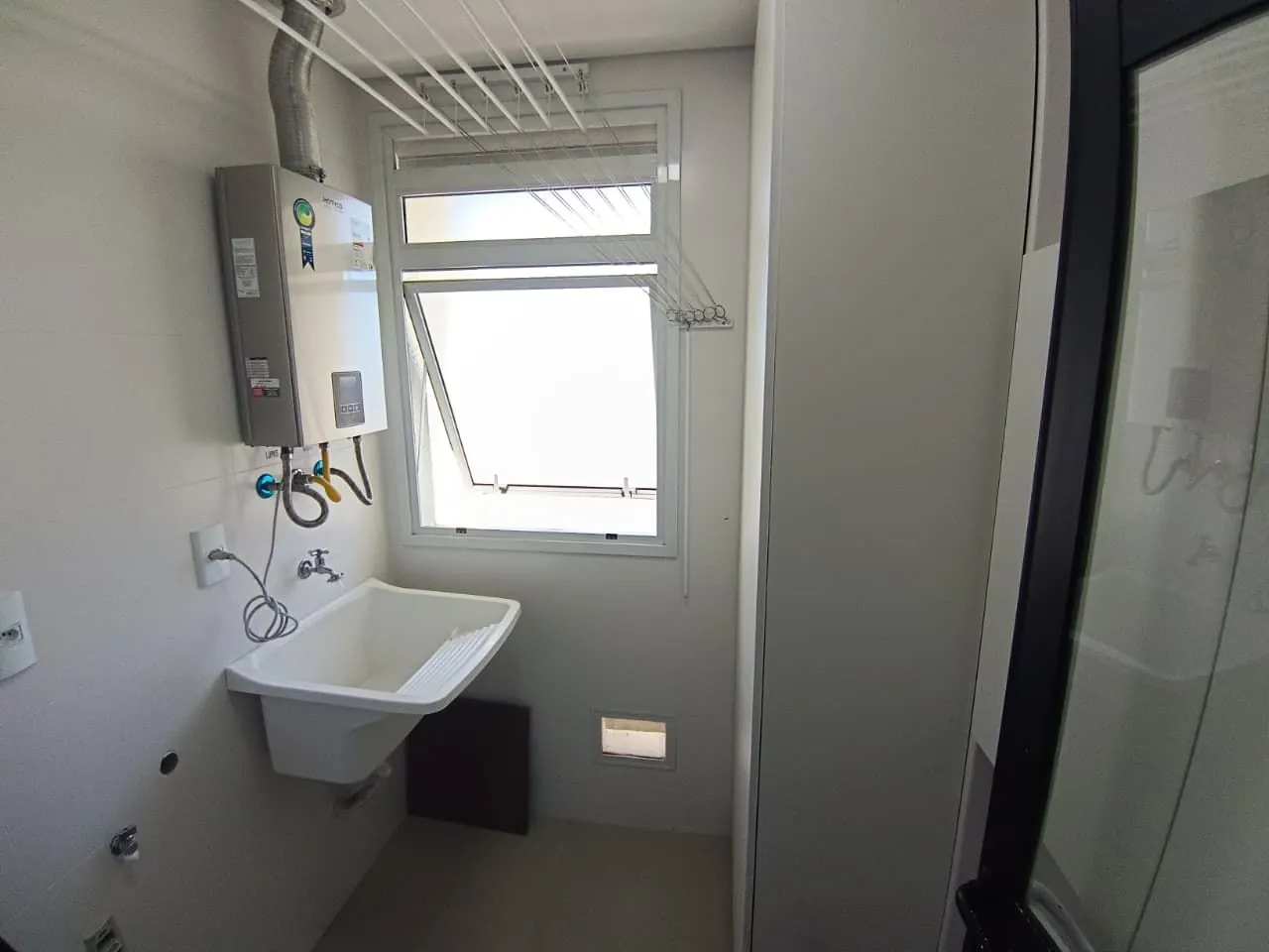 Furnished 96 m² apartment with private BBQ — photo 32