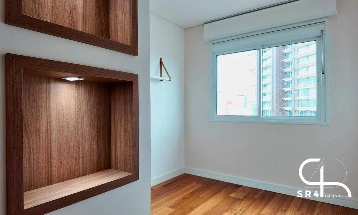 Furnished 186 m² apartment with 4 bedrooms and 2 en-suites — photo 5
