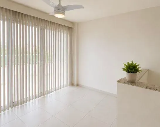 Furnished apartment with 3 bedrooms and an open-plan kitchen — photo 9