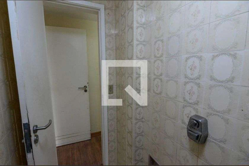 140 m² apartment with 4 bedrooms and 1 en-suite — photo 25