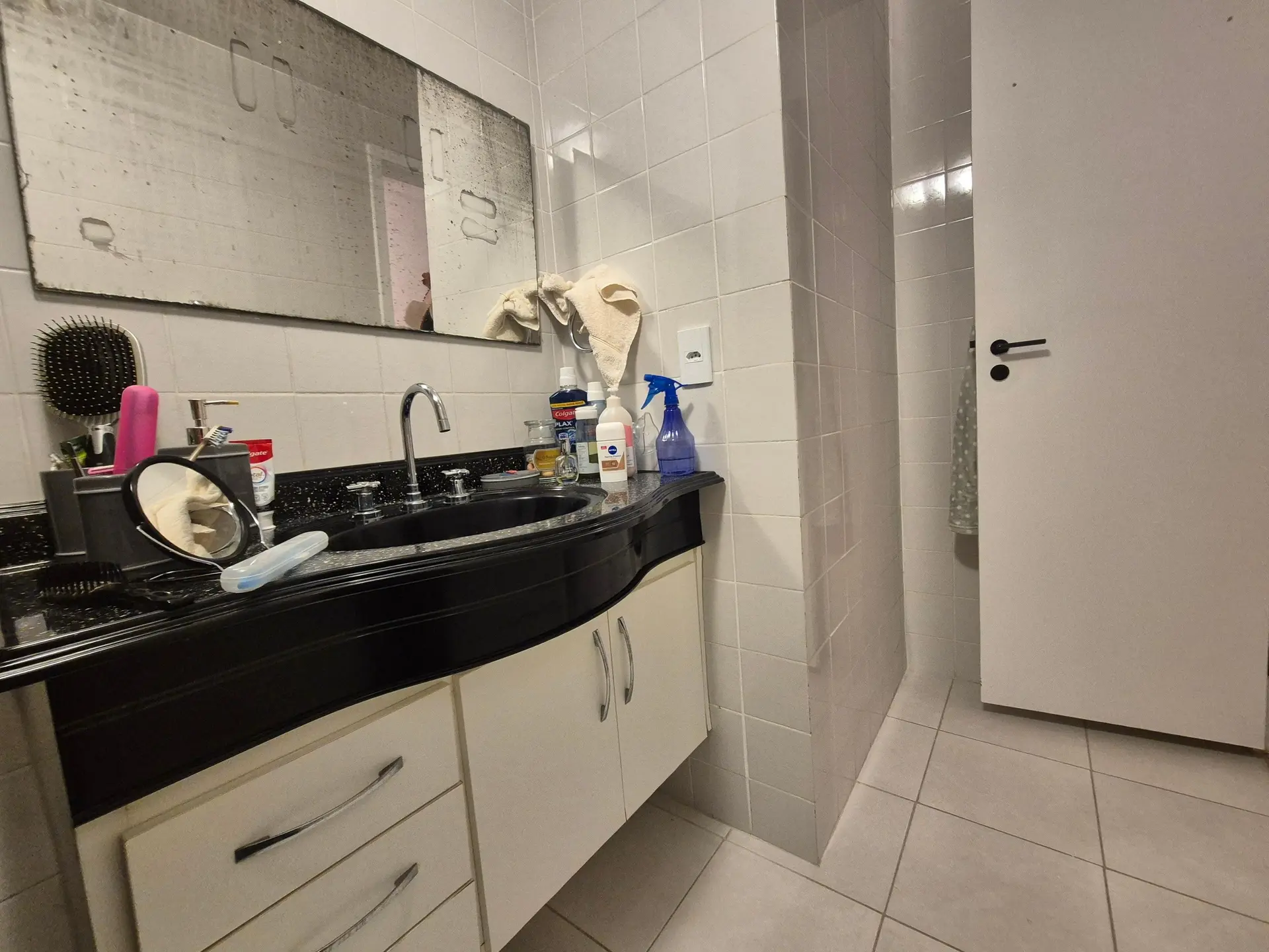 80 m² apartment with a mountain view and a washing machine — photo 16