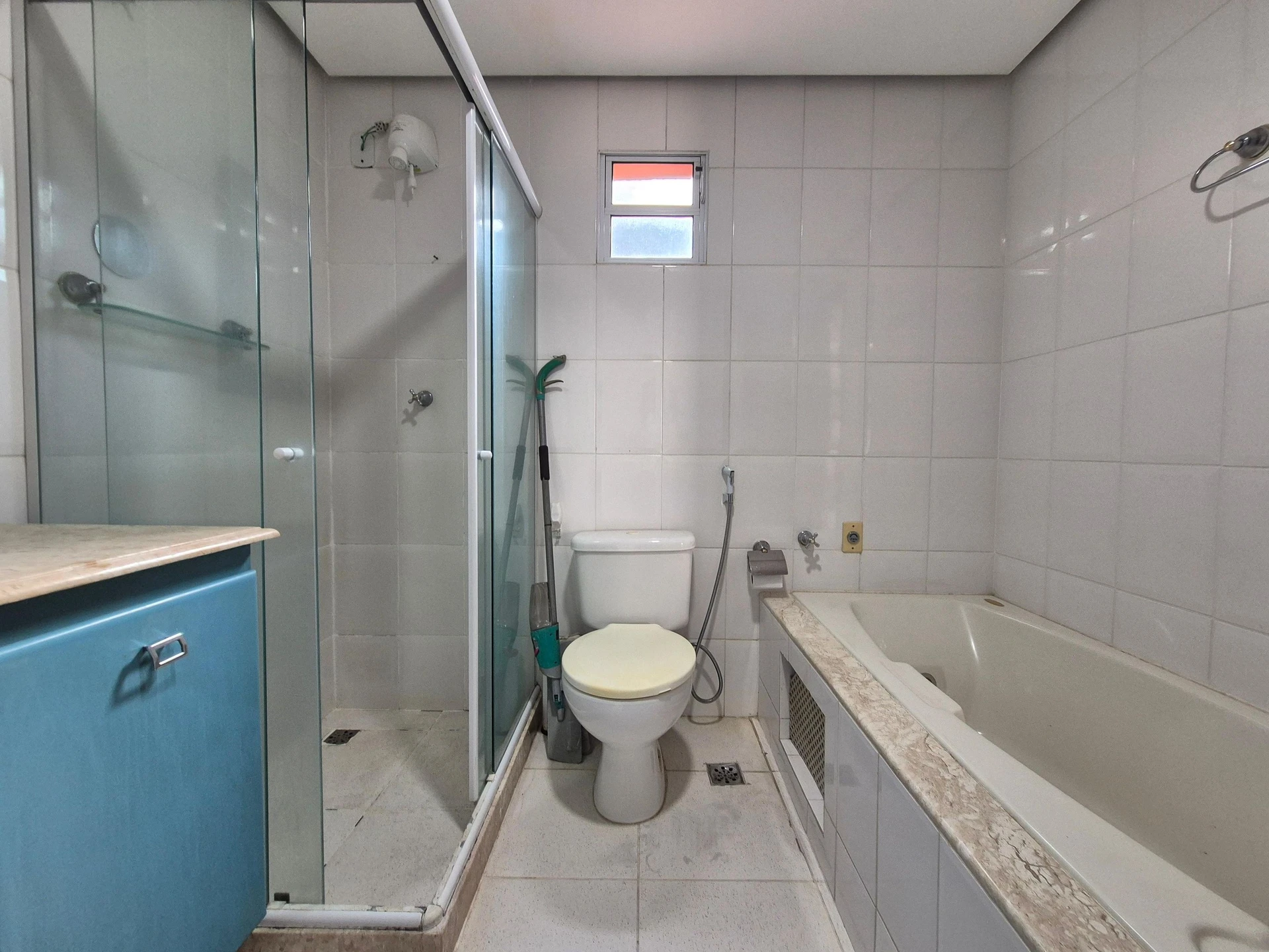 Мебльований будинок на 3 спальні з 2 паркомісцями — photo 45
