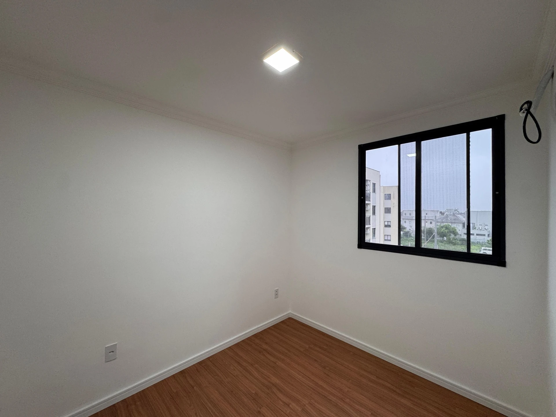 Apartment, 55 m², with wood or laminate floors — photo 17