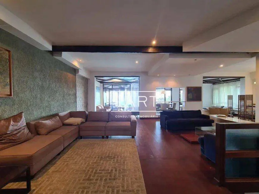 House with 5 bedrooms, 5 baths and separate kitchen — photo 4