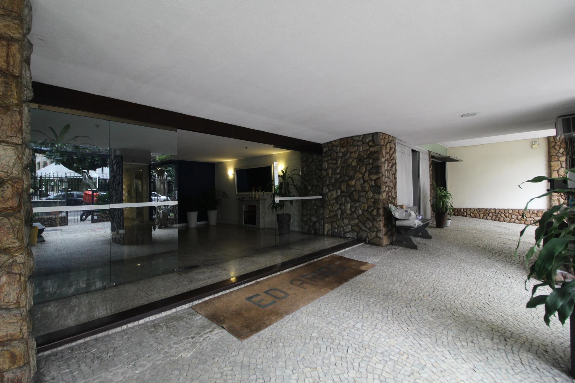 Apartamento para locação com 2 quartos e 2 banheiros — photo 8