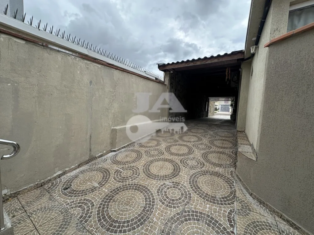 One-bedroom, 20 m² house in Curitiba — photo 14