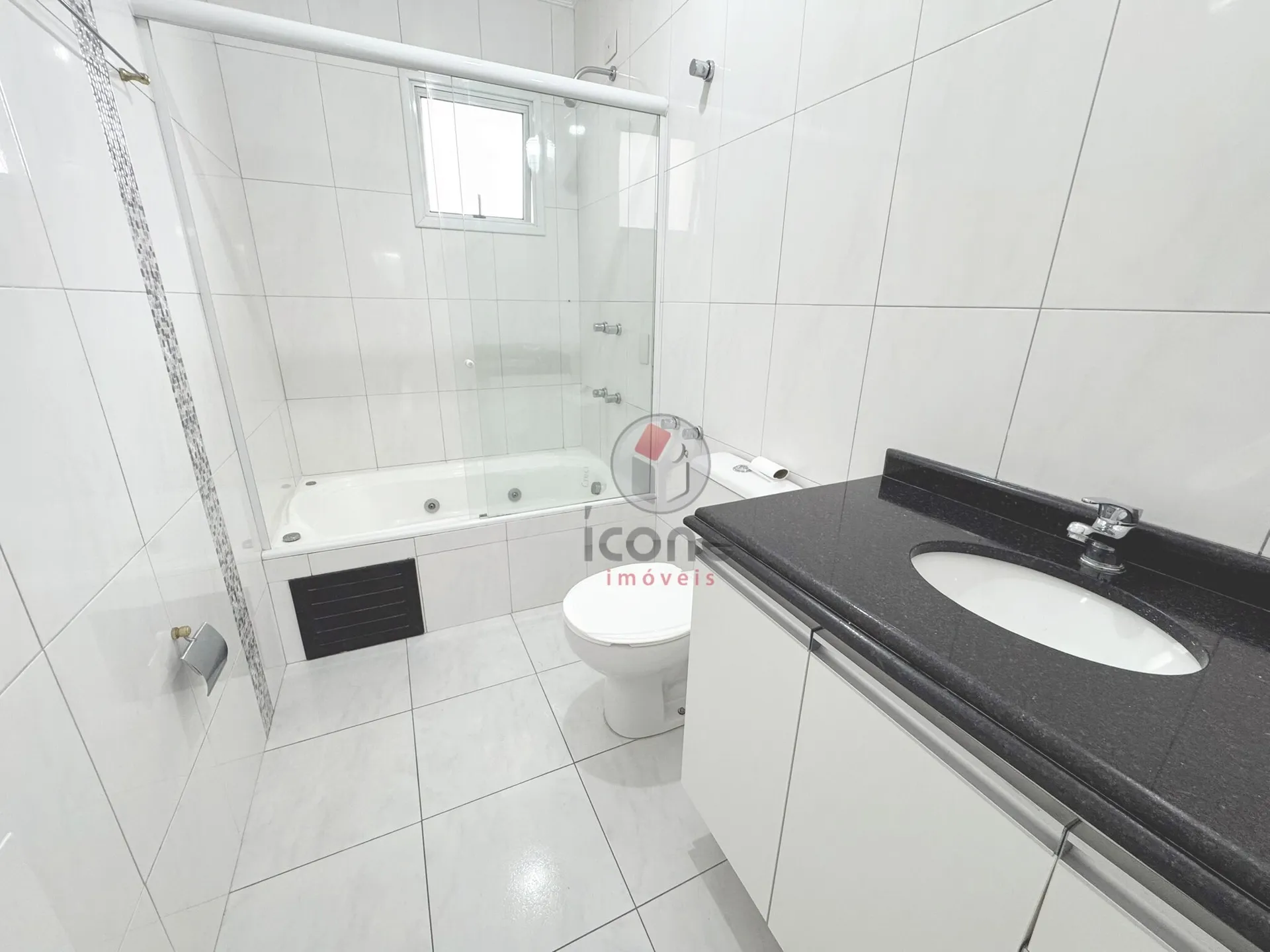 3-bedroom house with an en-suite and private BBQ — photo 24
