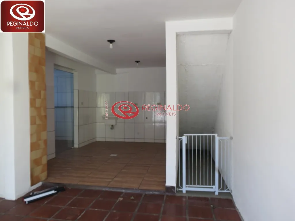 House with 2 bedrooms, 1 bath and 1 parking space — photo 5