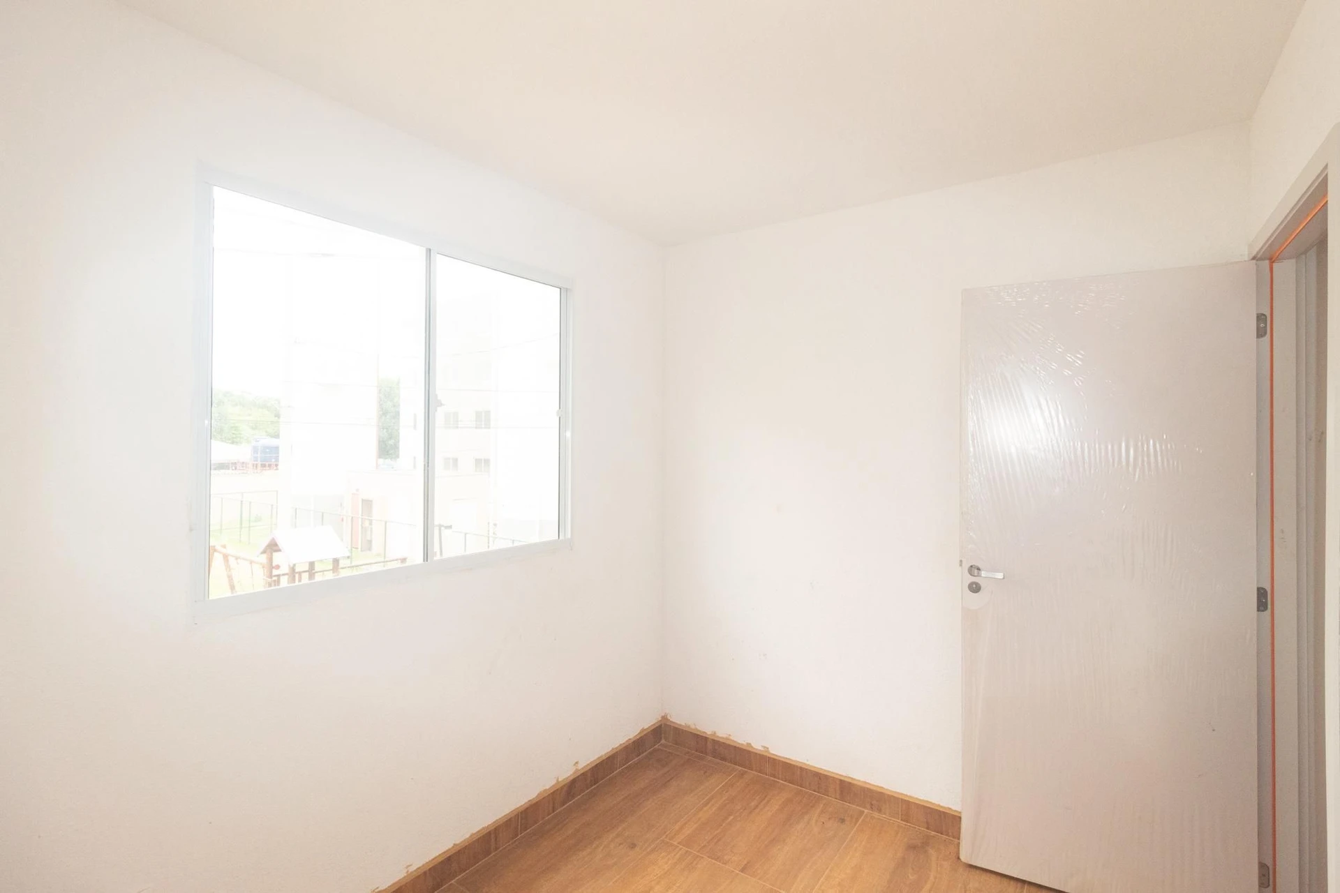 Rental apartment with 2 bedrooms and 1 parking spot — photo 31