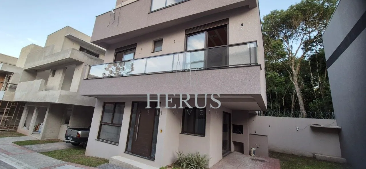 Condominium house with 3 en-suites and 191 m²