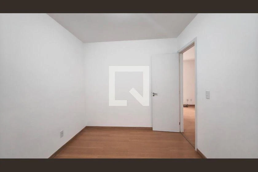 2-bedroom apartment with a mountain view — photo 25
