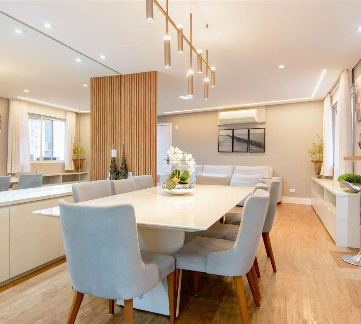 Furnished 3 en-suite apartment with open-plan kitchen — photo 16