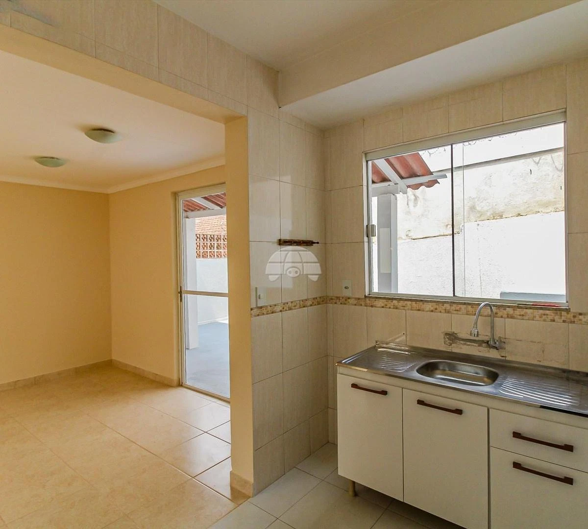 3-bedroom, 100 m² house in Curitiba — photo 27