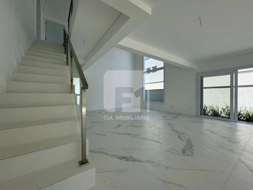 Casa com 400 m², 4 suítes e 2 vagas em condomínio fechado — photo 2