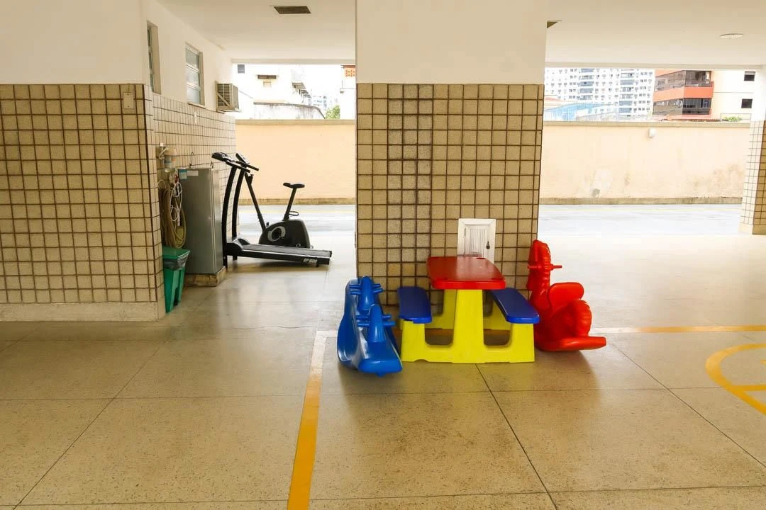Apartamento para alugar com 2 quartos, 1 banheiro e vaga — photo 22
