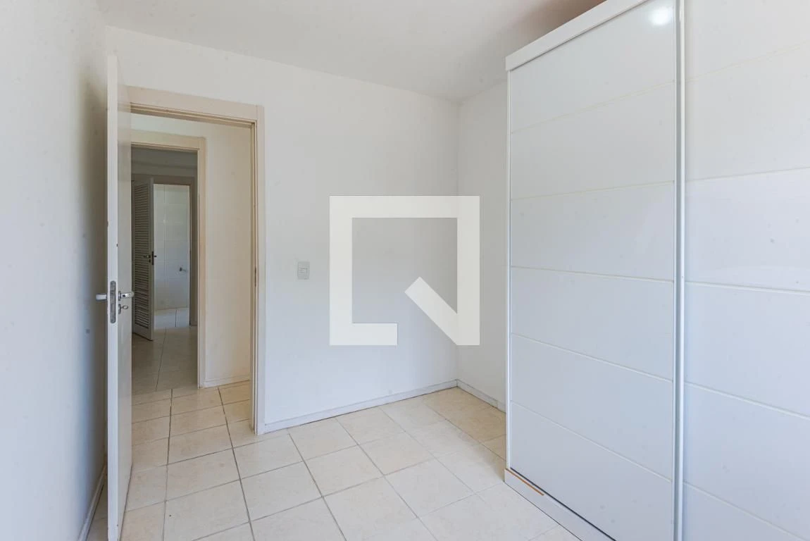 4-bedroom apartment with a mountain view in Rio de Janeiro — photo 7