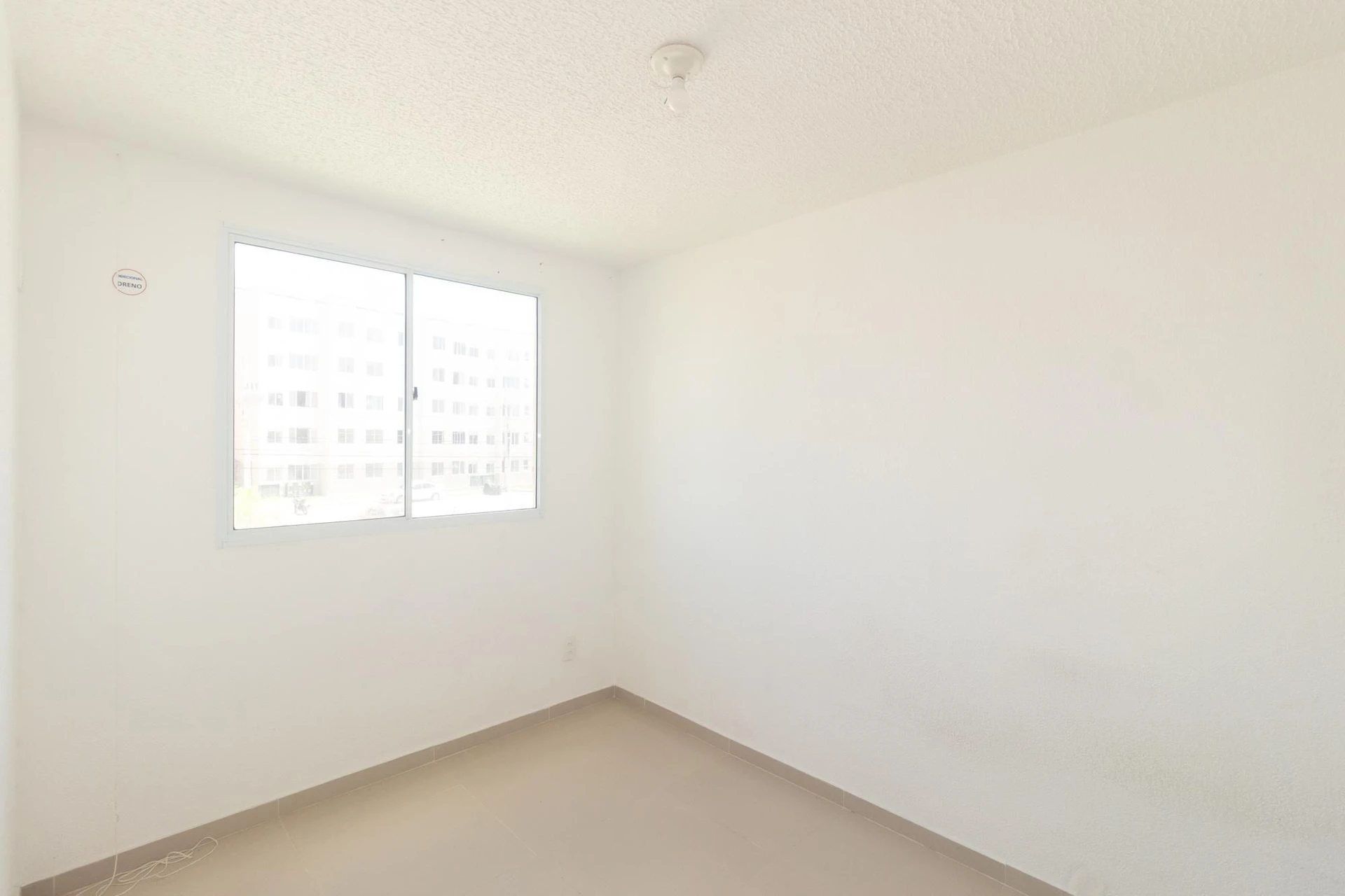 Apartamento com 2 quartos e piscina no condomínio — photo 3