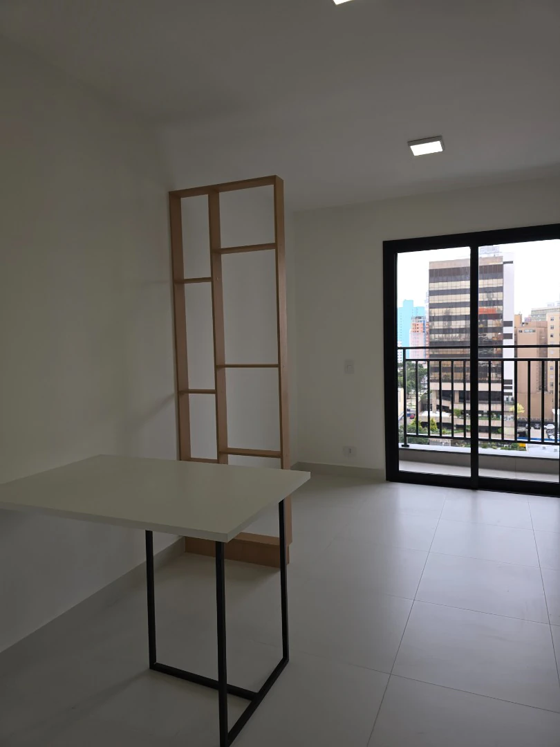 2-bedroom apartment with balcony and no parking — photo 3