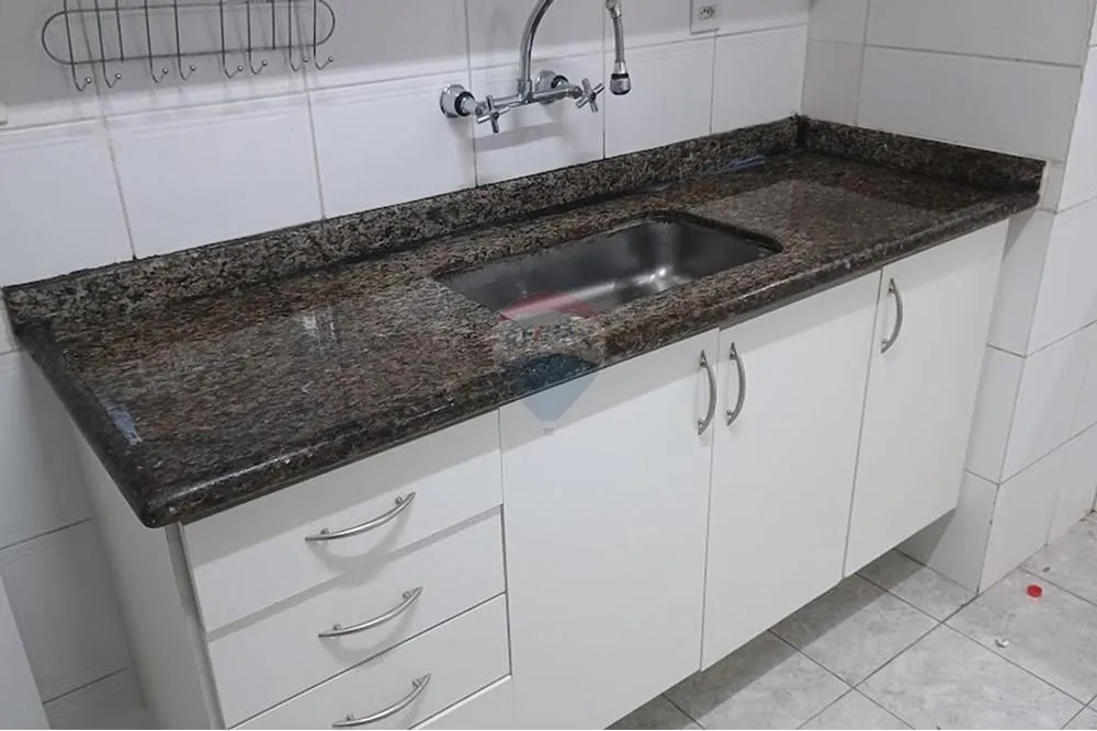 Квартира з 3 спальнями та заскленим балконом — photo 34