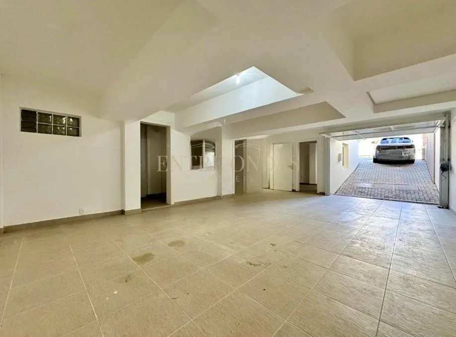 Water view in a 4-bedroom house, 263 m² — photo 19