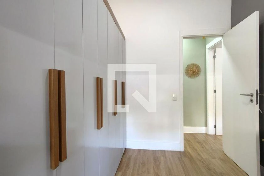 Furnished apartment, 84 m², with a home office — photo 46