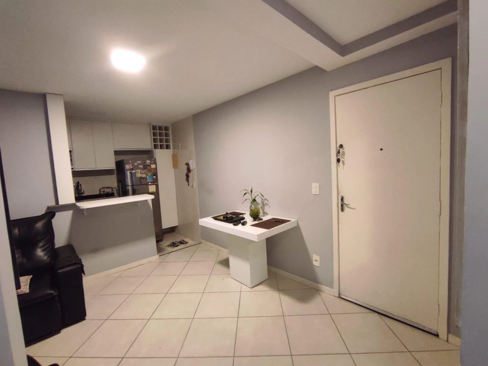Furnished apartment, 60 m², with floor-to-ceiling windows — photo 4