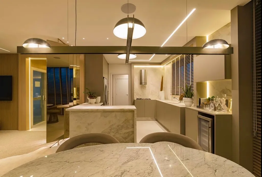 Apartamento mobiliado com 3 dormitórios e cozinha conceito aberto — photo 4