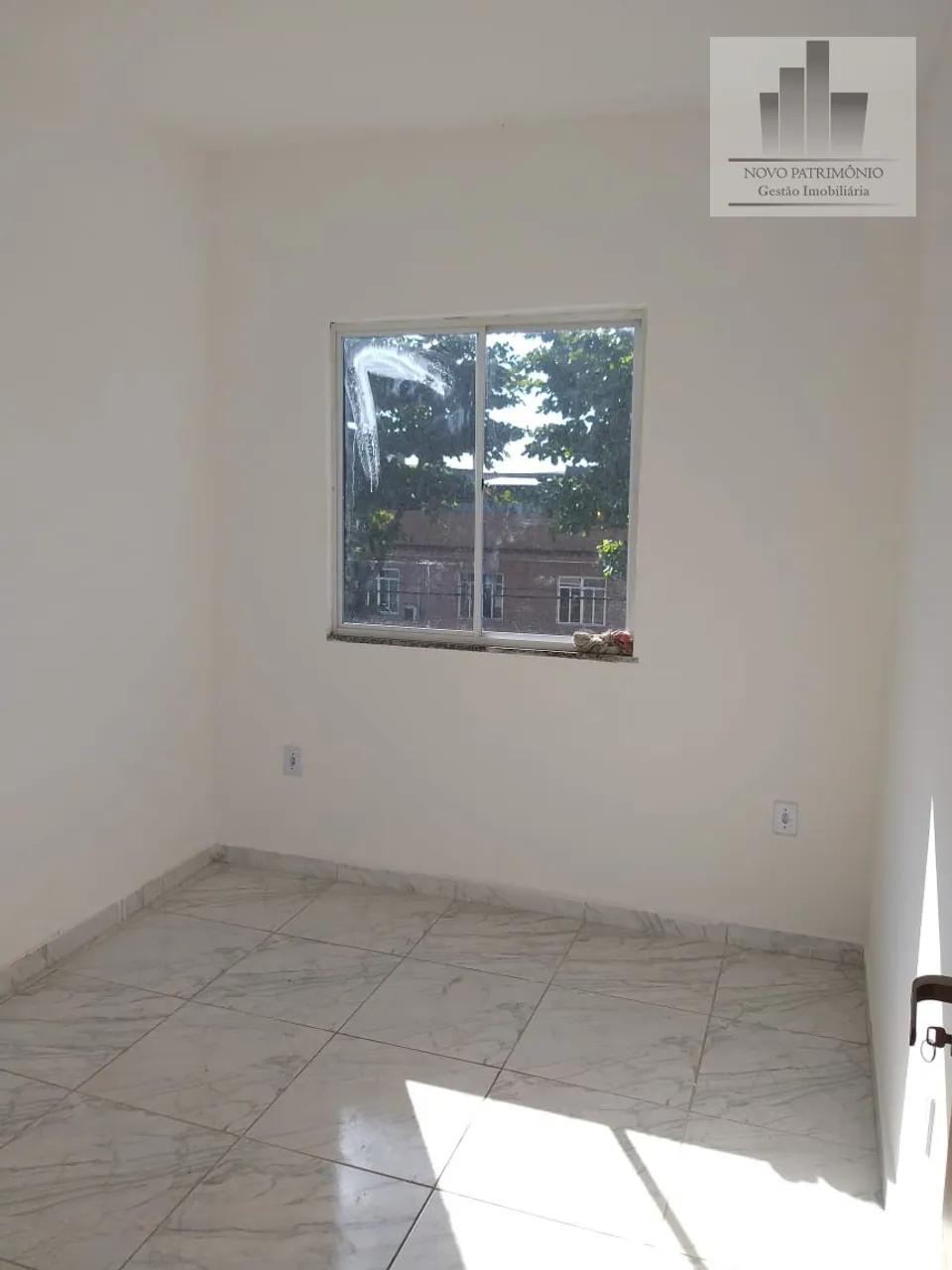 Rental apartment with 2 bedrooms and a separate kitchen — photo 2