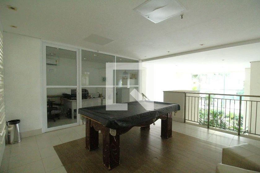 2-bedroom apartment in a building with a gym — photo 41