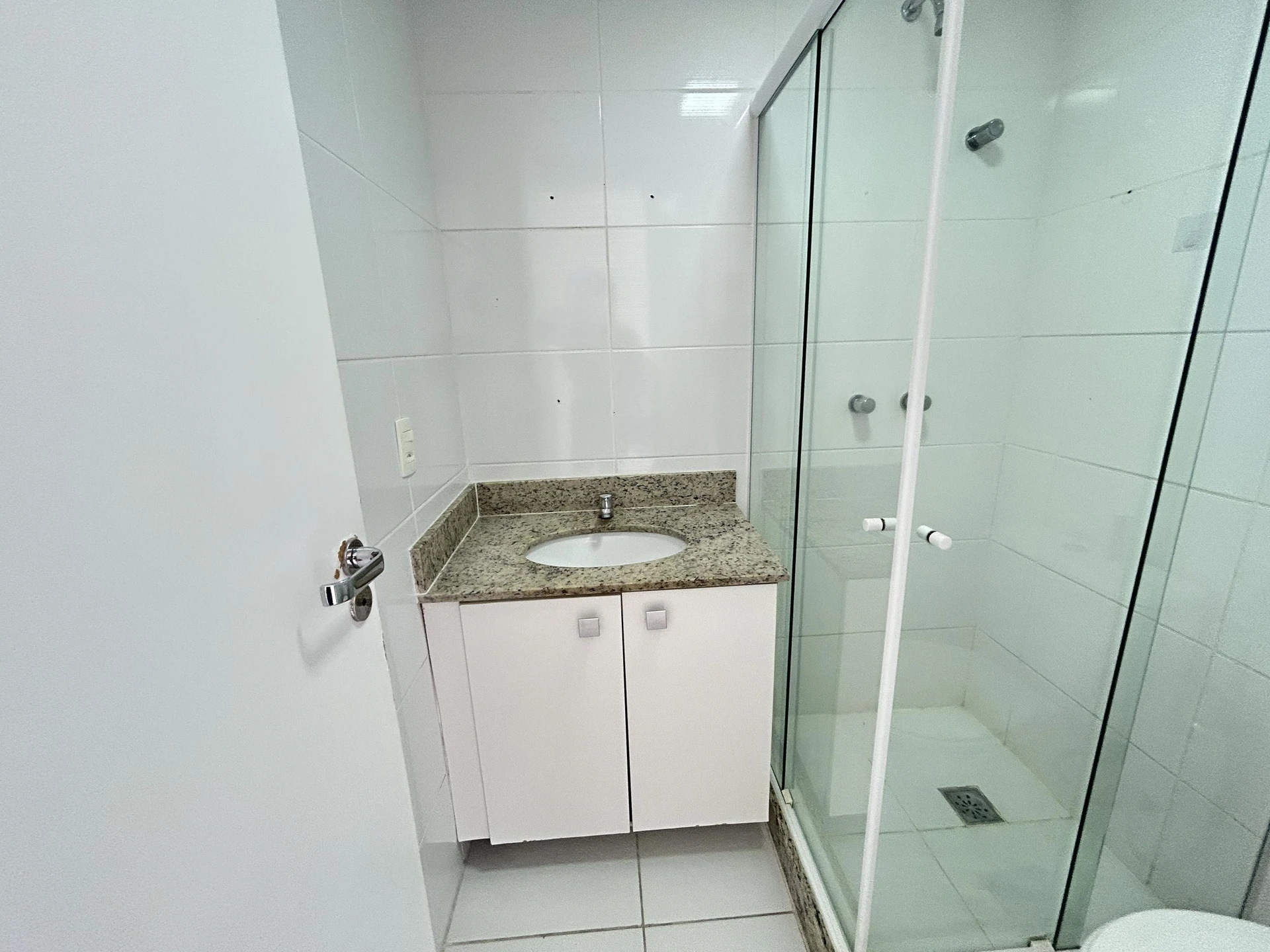 2-bedroom apartment with a mountain view in Rio de Janeiro — photo 47