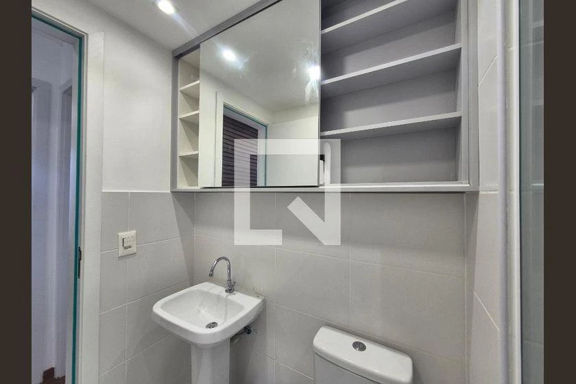 Furnished 75 m² apartment with 2 bedrooms — photo 37