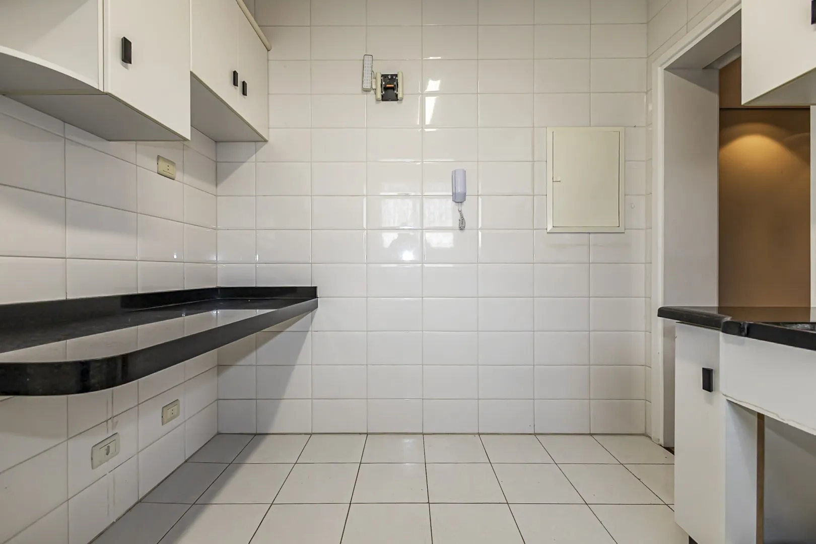 Квартира с балконом 136 м² и 3 спальнями — photo 7