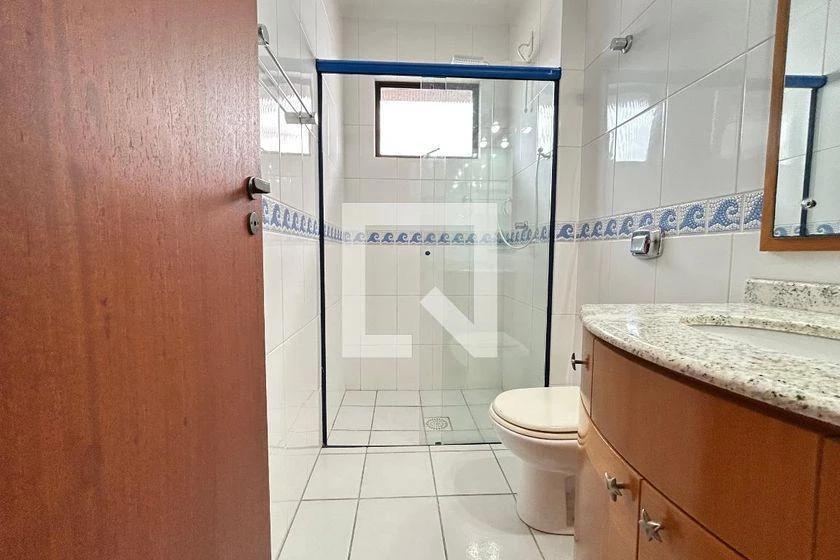 5-bedroom apartment with a bathtub in Florianópolis — photo 45