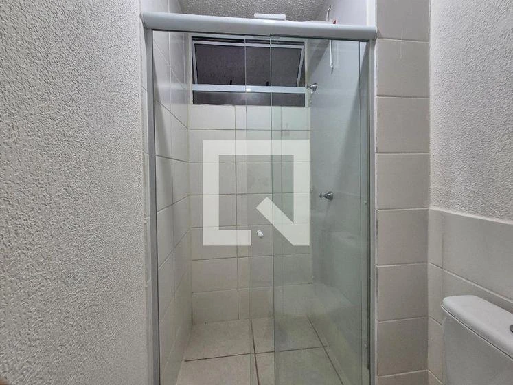 2-bedroom apartment in a building with a gym — photo 16