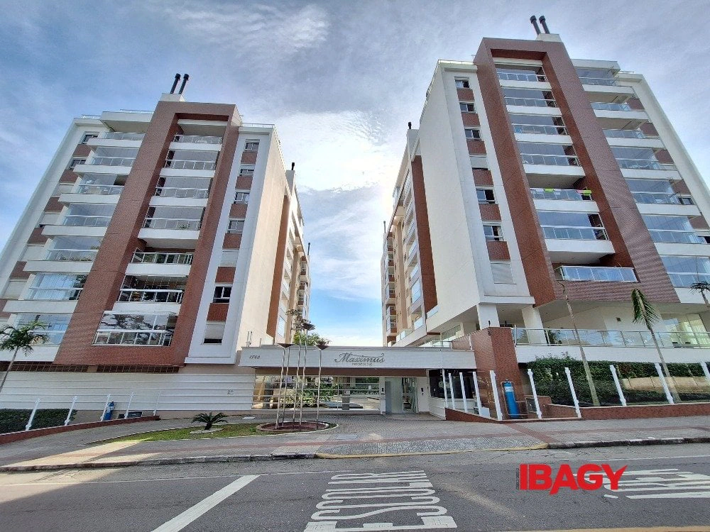 Apartment, 75 m², with a glass-enclosed balcony — photo 7
