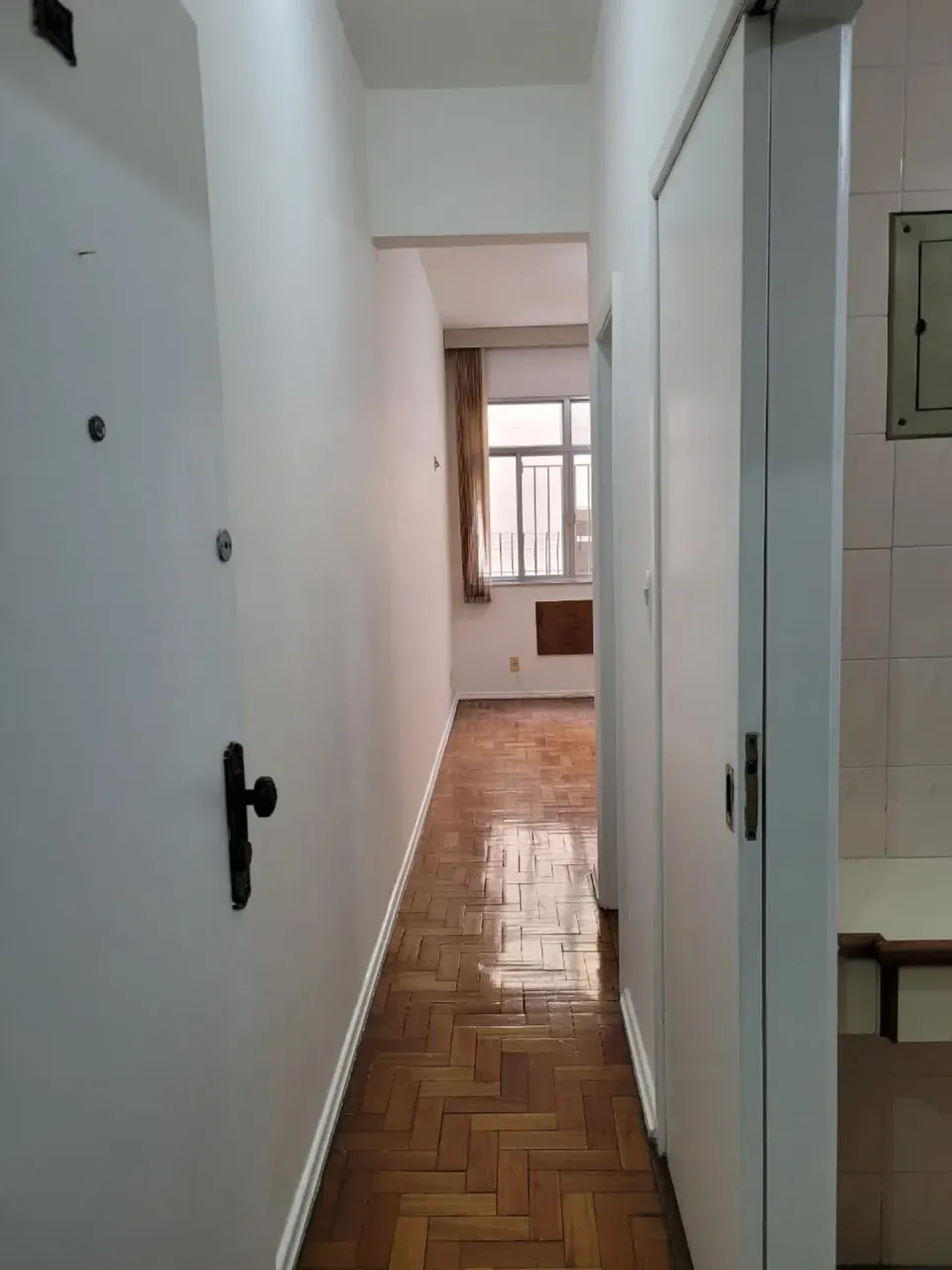 1-bedroom apartment with 2 bathrooms and no parking — photo 4