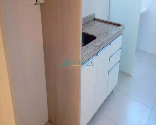 Apartamento com 2 quartos e 2 banheiros — photo 2