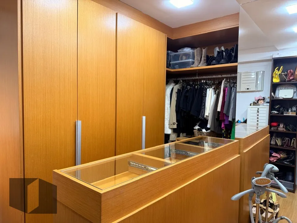 Furnished penthouse with 4 bedrooms and 3 bathrooms — photo 23