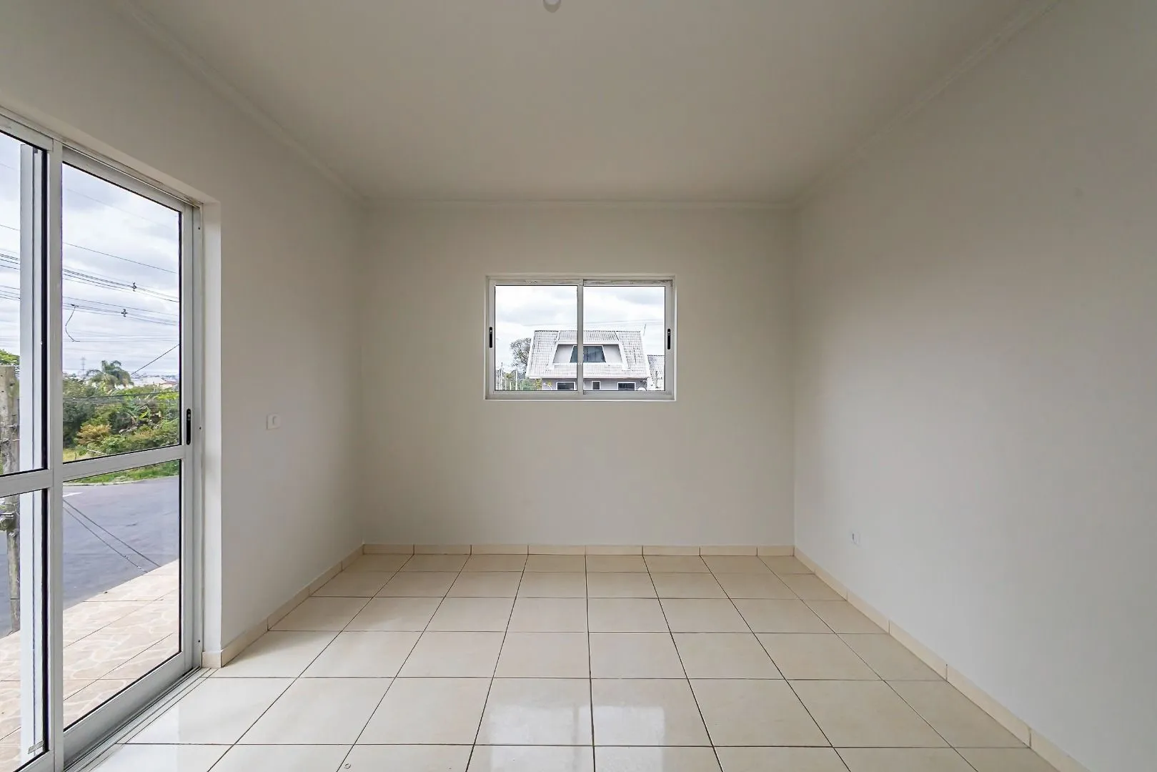 Casa com 2 dormitórios e 300 m² — photo 28