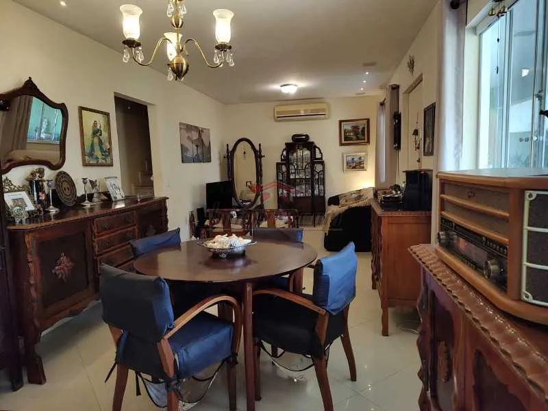 Duplex house with 4 bedrooms and 3 bathrooms and 6 parking spots — photo 14