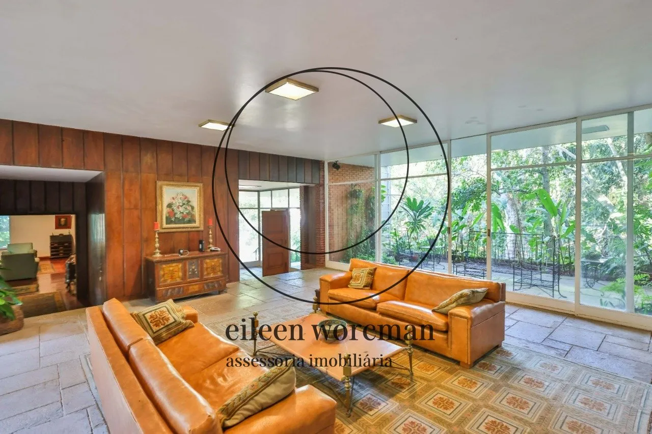House with 5 bedrooms, 5 bathrooms and floor-to-ceiling windows — photo 19