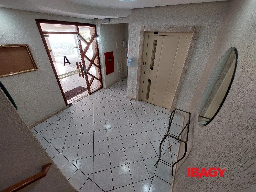 Apartamento amueblado con 3 dormitorios, 117 m² y 2 baños — photo 24